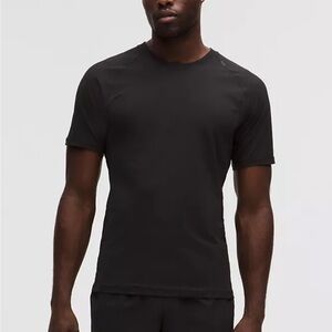 Lululemon Men's Black T-Shirt. tight fitting. large
